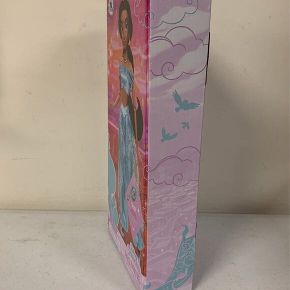 Princess JASMINE Doll with Brush for Kids, Aladdin, 11.5" Tall - Picture 2 of 7